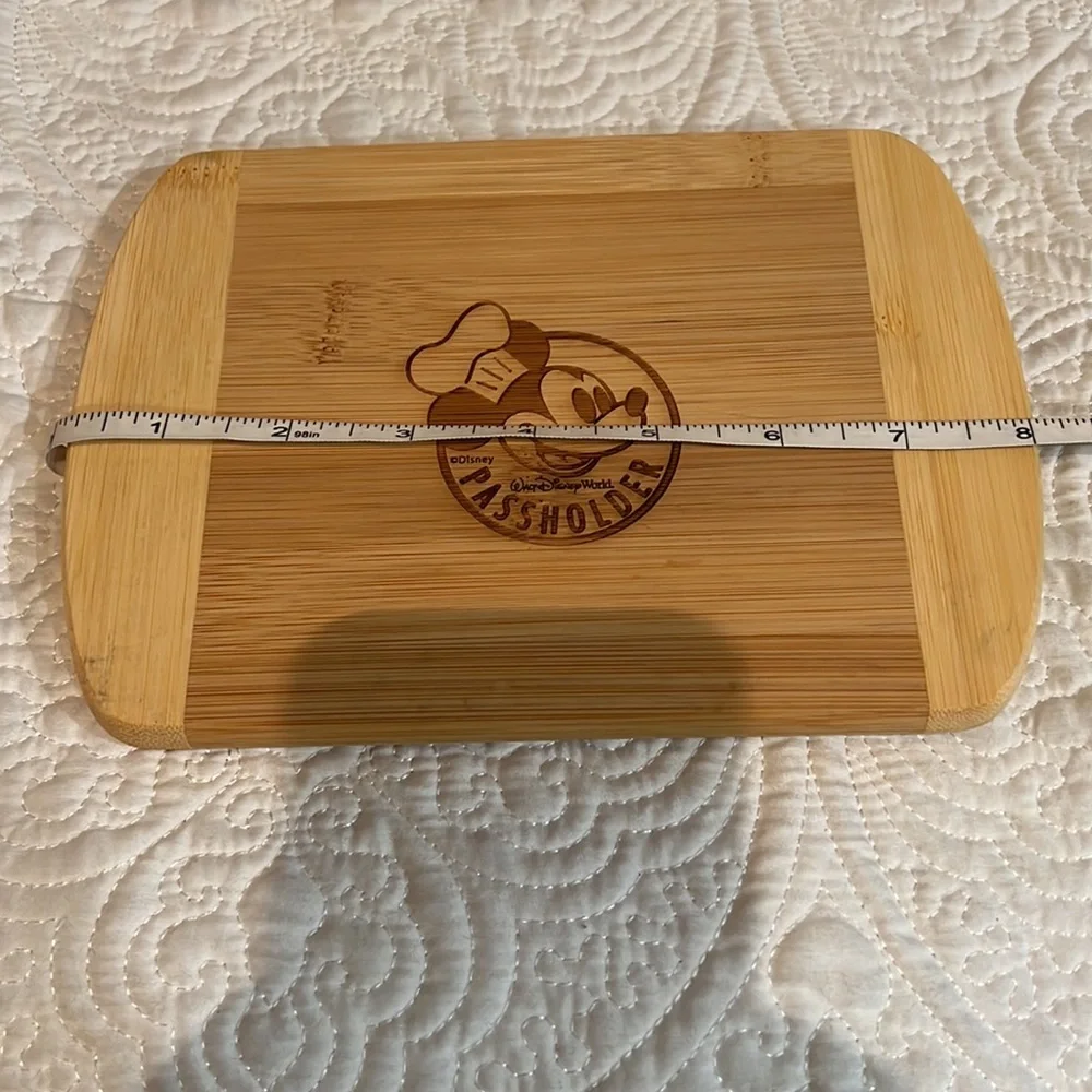 Disney Cutting Board - 2018 Food and Wine‎ Festival - Passholder